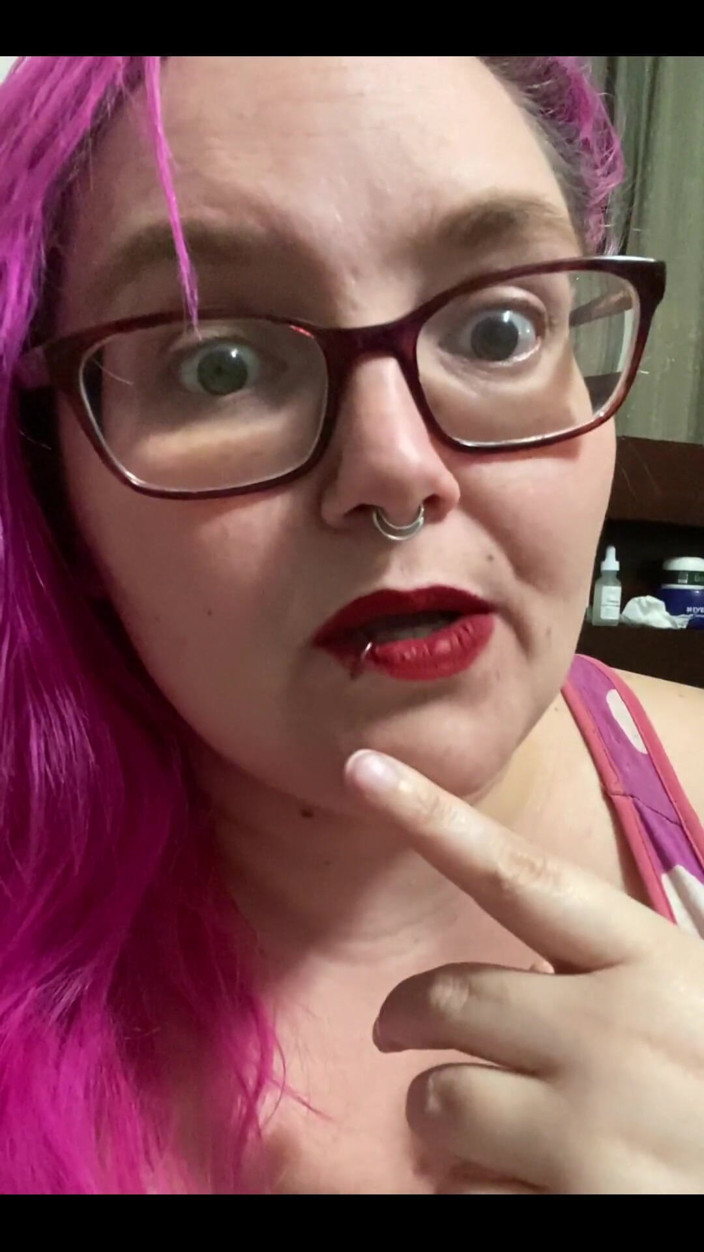 Sara Star: Storytime - Awkward Neighbor Run-in