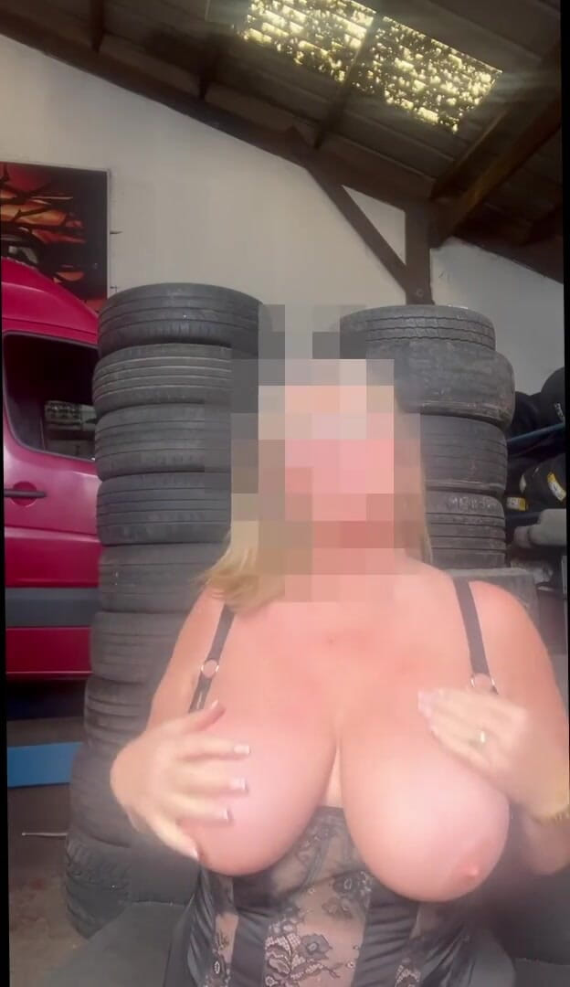Julie Cunningham: Caught Walking in Garage Withhuge Natural Tits Out