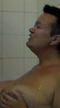 John Is Pissing on Jen in the Shower