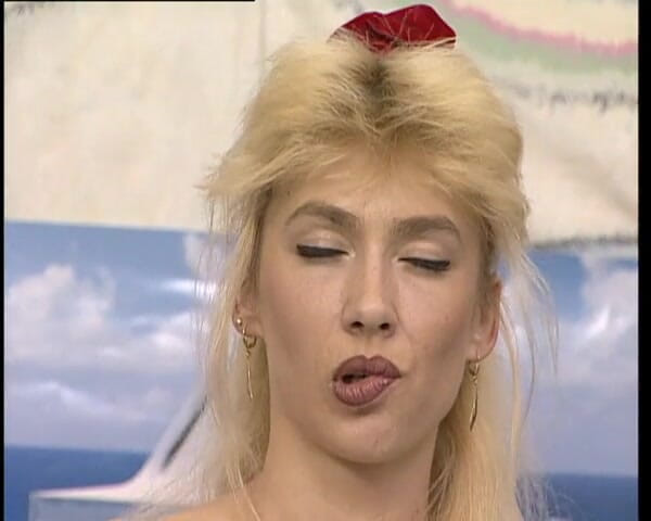 YOUR FIRST PORN: Konigin Der 90 Er Jahre - Etiene Regina degli anni '90 - Etiene