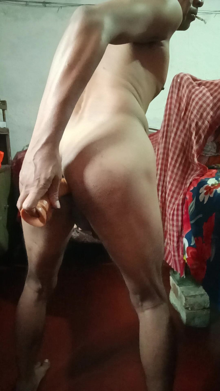 Kamu: Ngocok kontol