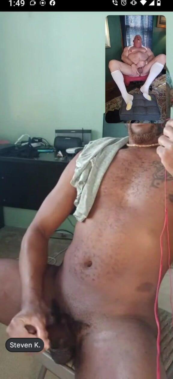 beardaddychub: 캠에서 걸렸어