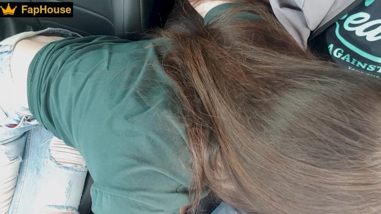 Alina Rai: La figliastra sexy dopo l'università succhia il patrigno preoccupato proprio...