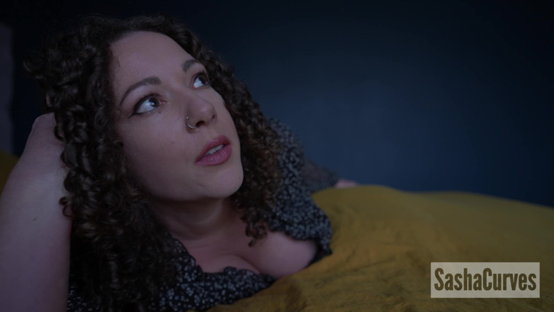 Sasha Curves: Ibu tiri cemburu akan melakukan apa sahaja untuk perhatian anda