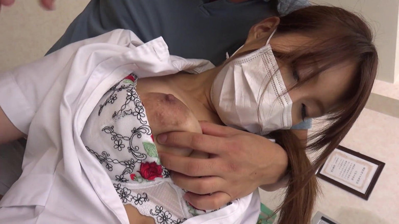 Caribbeancom: Brünette asiatische krankenschwester bekommt muschi geleckt und mit dem schwanz...