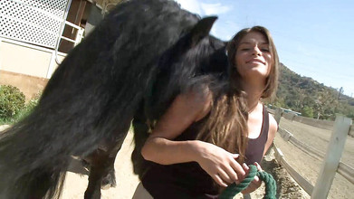 Lesbian Illusion: Inizio a leccarti