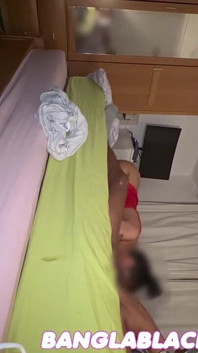 Desi bengali bú và đụ bbc trong khi chồng ở nhà