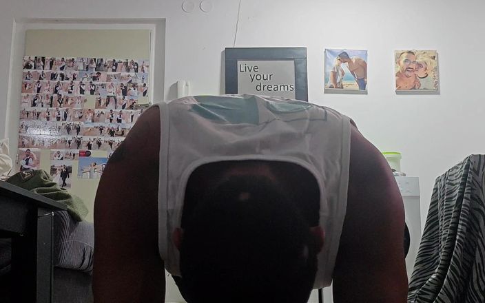 Grayalpha: Abs work out juga greget pantatku
