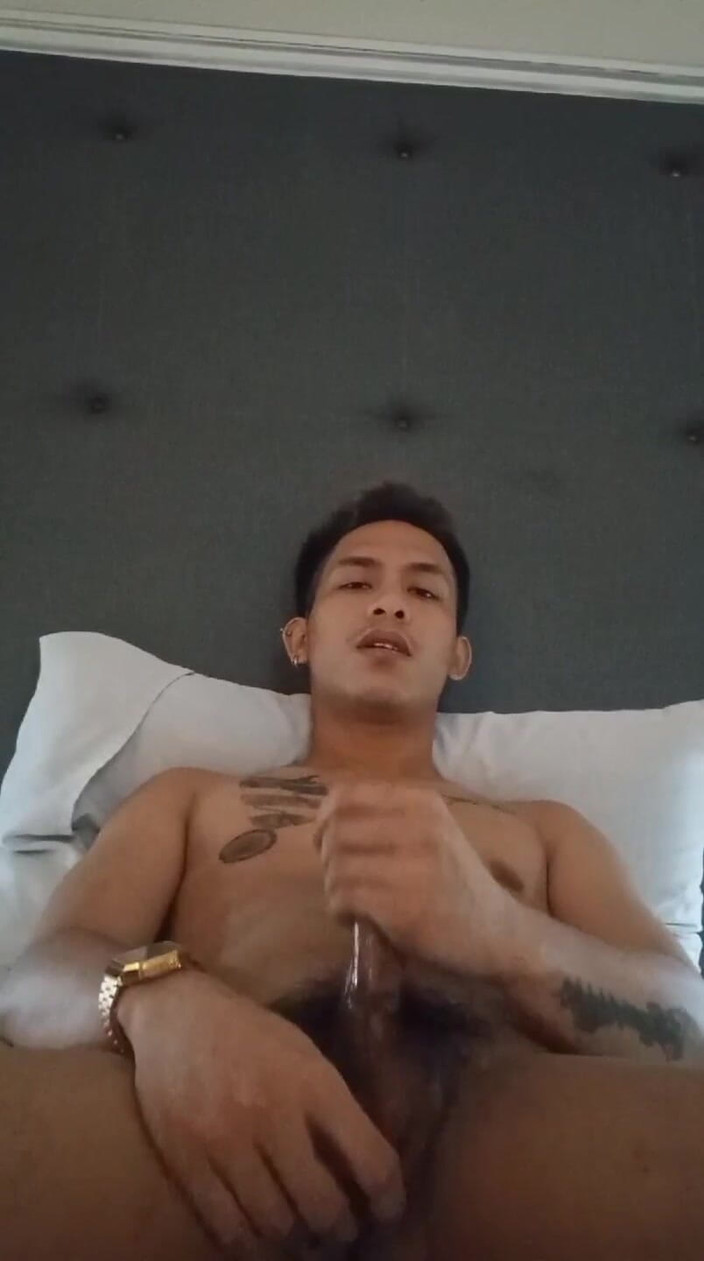 Rent A Gay Productions: Anh chàng châu Á gợi cảm làm tình trong khách sạn