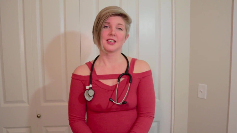 Housewife Ginger: Necesito recoger una muestra de esperma - ama de casa pelirroja...