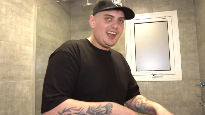 Knock Knock Club: Přítelkyně, do pusy se mi to nevejde! Keila Bassi a...