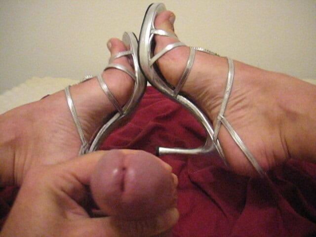 Feet Lover: Jacking off in Brittany's Pretty Heels and Cumming