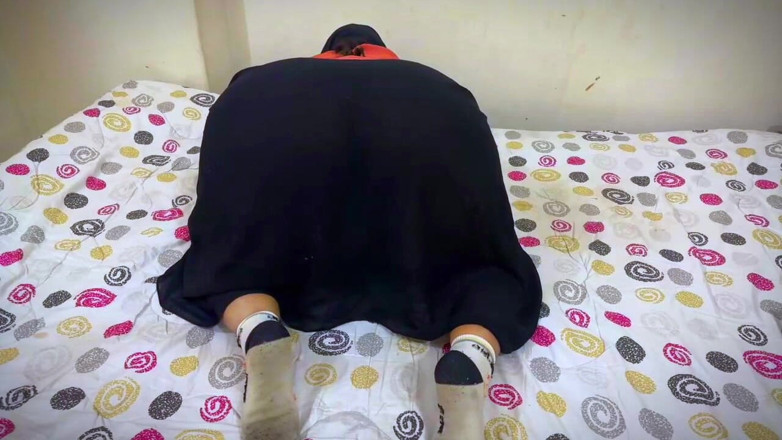 Your Boy's Cum: Tabù: ogni mattina la matrigna MILF dal vivo online quando...