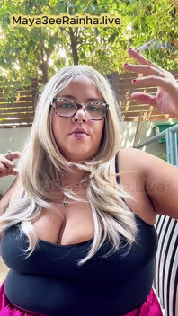 Raw Morning Smoke: Saggy Tits & Unfiltered Goddess Worship