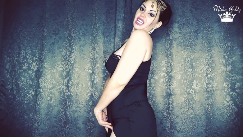 Goddess Misha Goldy: Il miglior orgasmo di sempre forma una dea oscura! Fine 2