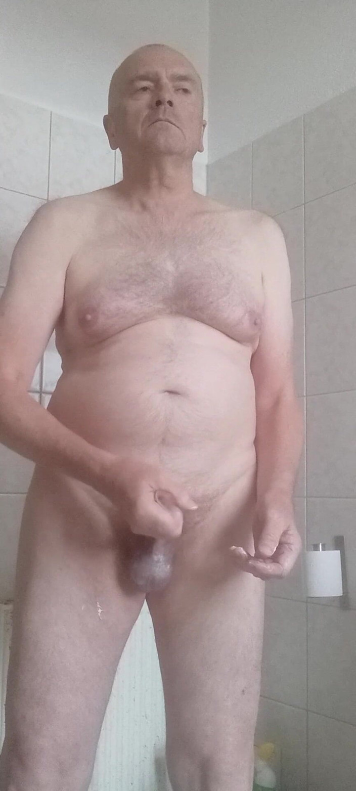 Michael39261: Masturbovat 23.08.2026