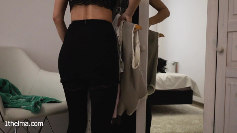 1THELMA: Reverse striptease