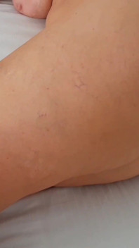 Une femme mariée blonde mature amateur se fait baiser à poil pour se réveiller