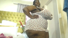 Legendary Booty Overdose: 섹시한 링리를 보여주는 흑인 SSBBW