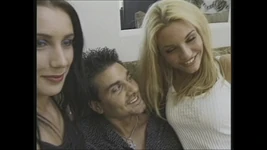 금발 더 많은 수탉 더 갈색 머리