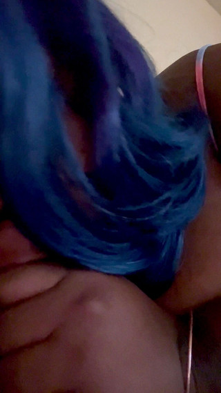 Juicy Mc Phatty: Nedbalý top na confetti d