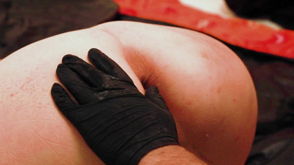 Marcus Pollack: Anal fisting the best way for squirt