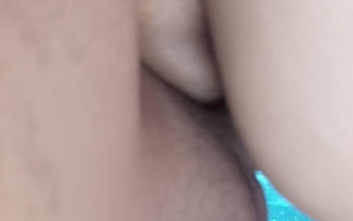 Blanquitoponedor: Cowok ini ngentot aku gaya doggy kayak gimana, aku pelacurmu,...