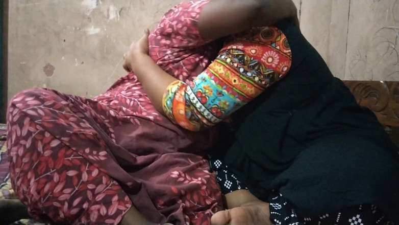 Benita sweety: Tamil Lesbian Aunty Hot Sex with Young Boy