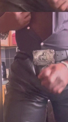 Black mature kinky muscle: Leder BBC Edging & Entladen Session