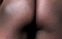 Black mature kinky muscle: Bảo trì mông to đen thể hình &amp;amp; cưỡi cu giả một...