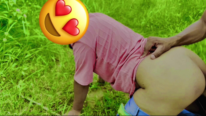 Your_aisha: देसी गांव की लड़की की तंग चूत चुदाई हिंदी vlog xxx वीडियो, पहली बार तंग चूत चोदना xx Vodeo जंगल सेक्स में vlog