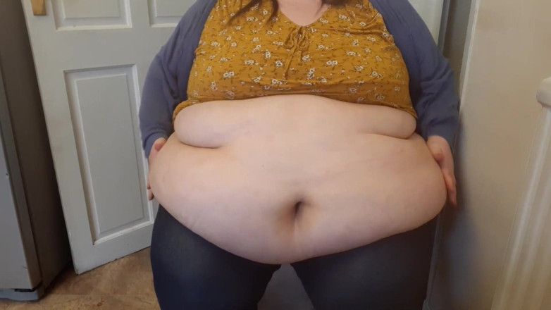 SSBBWLadyBrads: SSBBW brzuch gra i jiggles
