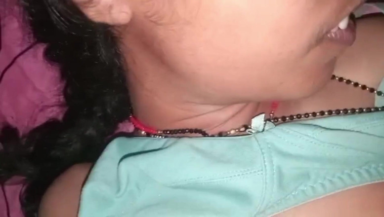 Bk Vlogs: Bhabhi från byn knullar