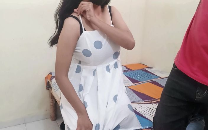 Your Priya DiDi: 義理の妹が激しく犯された後、義理の兄弟がポルノを見ている前に服を着替える