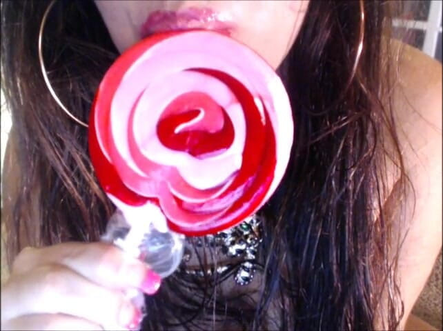 Carmita Bonita: Lucious Lips on Lollipop