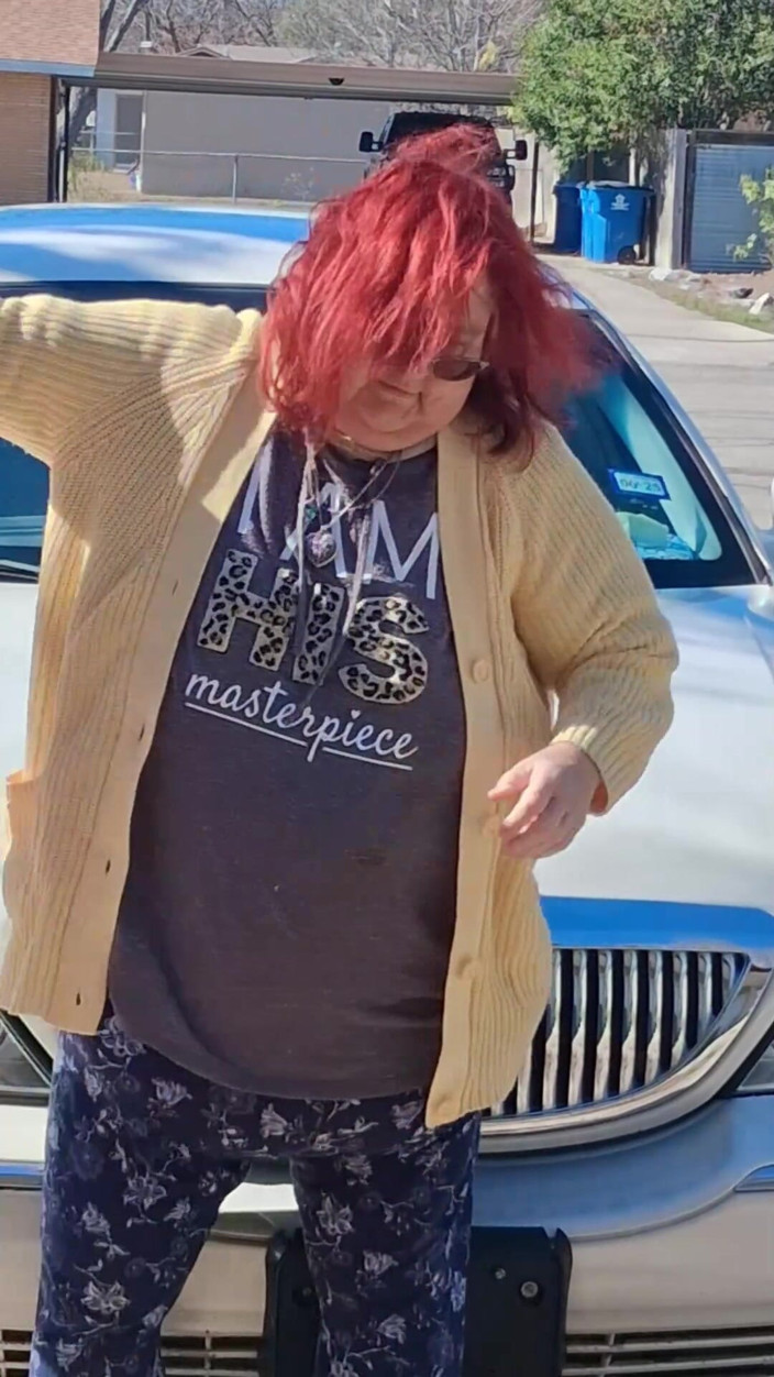 BBW nurse Vicki adventures with friends: Große Schöne Krankenschwester Vicki Zerquetscht Diesen Explodieren Von Zuckerstange