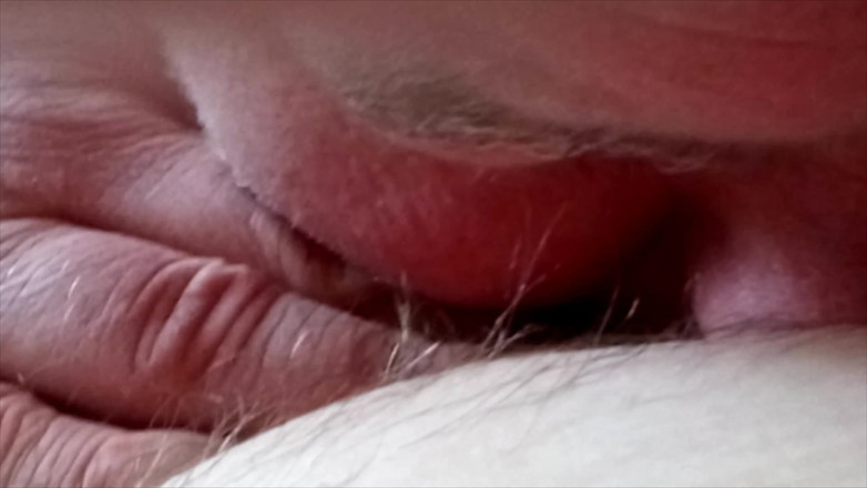 NylonjungeCarmen: Fanculo I Vecchi Piedi Di Nylon E La Vecchia Figa...