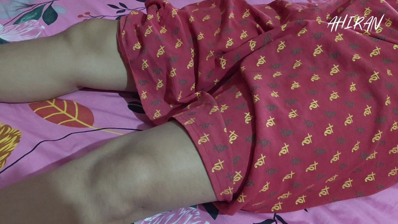 Aahan Ahiran: Asian Indian Young Girl Ass Forplay.
