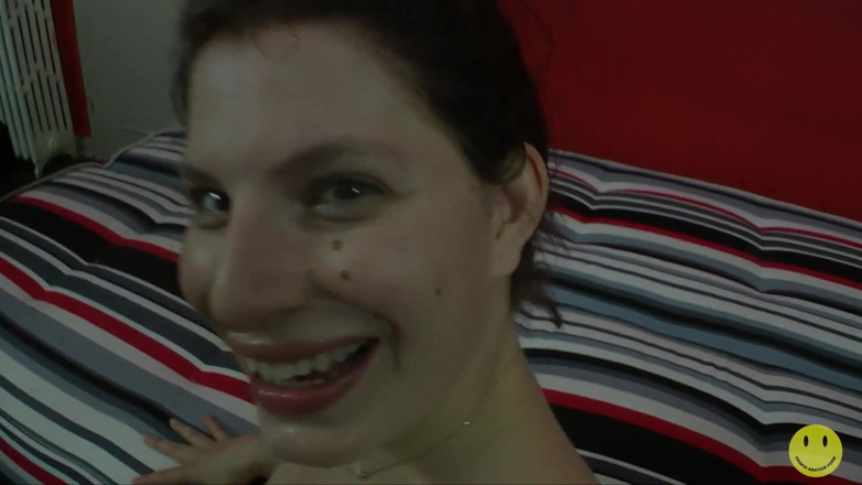 French Amateur Porn: 인종 간 캐스팅에서 따먹히는 뚱뚱한 엄마