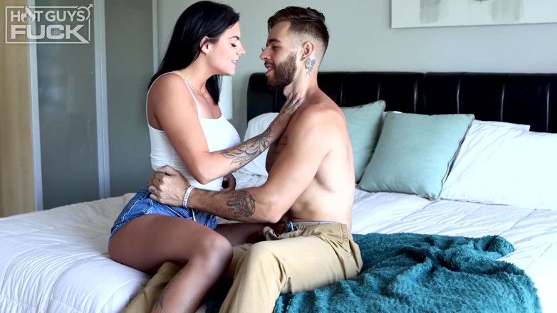 Hot Guys Fuck: Kellan kembali tembusan berganda kolej