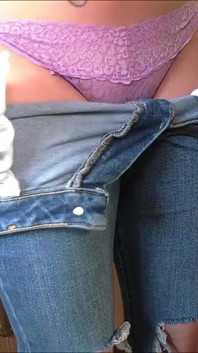 Baise dans la cuisine avec une grosse bite noire