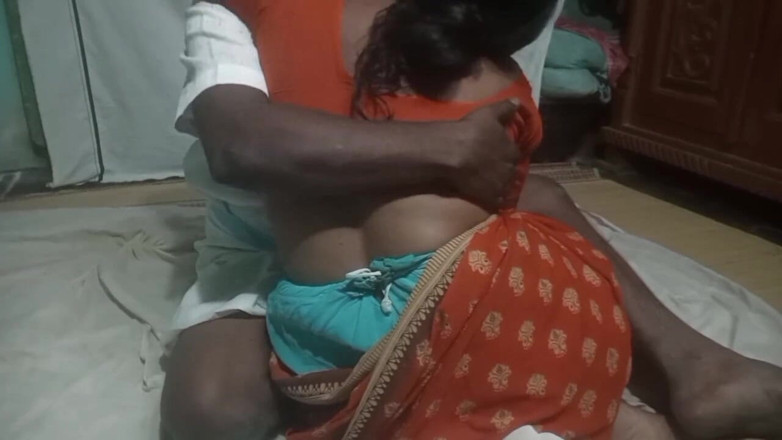 Desi Sathiya: Indian Desi Tamil Hot Body Village Bhabhi Fucked Hard