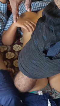 O fată cu tatăl ei vitreg