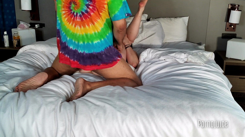 PornoJuice Faphouse: Menina turca de 18 anos é prenhada por um barba-cinza