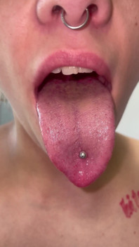 Tour na boca sem dentes de maquiagem, língua uvula amígdalas verificação