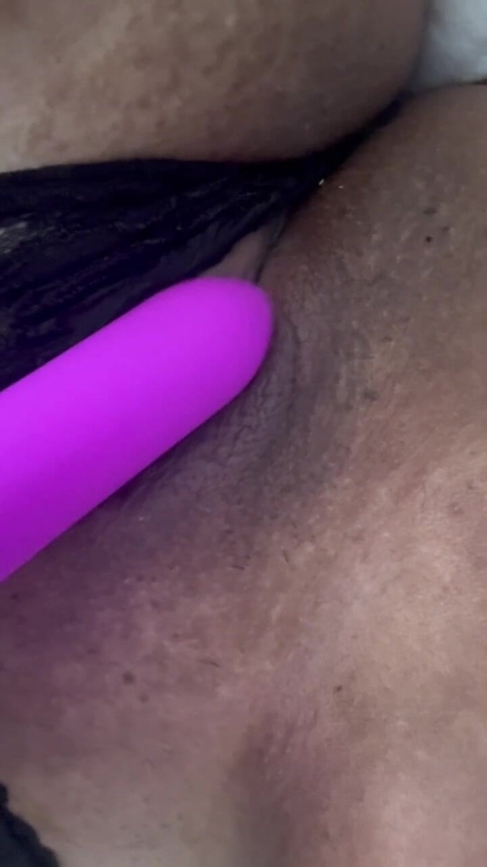 Naughty Teacher: Latina MILF sólo hra s kundičkou