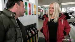 Alman genç lara cumkitten yabancı tarafından otelde seks yapıyor