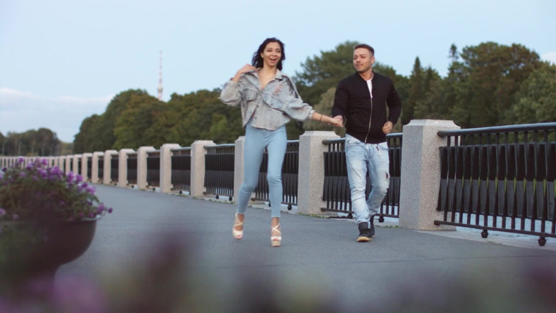 Blazing Teens: Niềm đam mê thô bạo - bài học riêng tư của teen