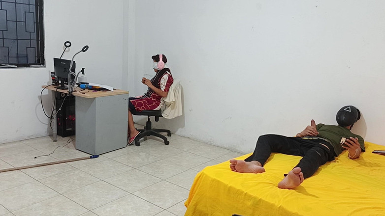 Goky: Step Sister Sitting While I Masturbate for Her
