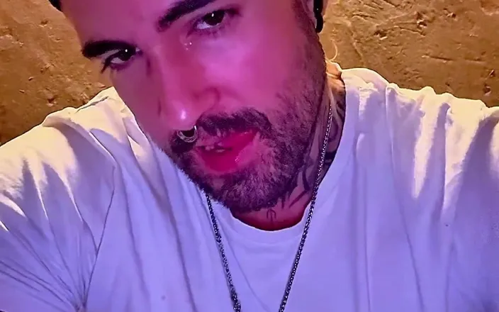 JackSpanish: From Soft to Hard: Watch My Dick Grow on My...